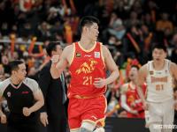 包含赛地聚焦：CBA常规赛集结日热度飙升，广厦男篮回应争议，媒体盛赞，轮换策略成焦点的词条-开元网页版