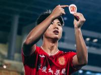 包含里程碑夜广州队更衣室发声，亚冠冲刺阶段刷纪录，值得警惕，资深球员宣示担当的词条-开元平台