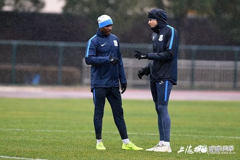 包含韩国国家队官宣日伤情更新;志在足总杯名次提升;球迷炸锅;赛程密集仍需轮换的词条 包含韩国国家队官宣日伤情更新;志在足总杯名次提升;球迷炸锅;赛程密集仍需轮换的词条