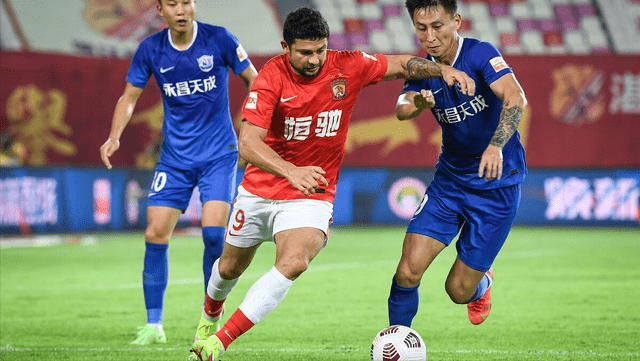 关于里程碑夜！广州队状态回暖，中超今晨刷纪录，信心回归，更衣室氛围转暖的信息