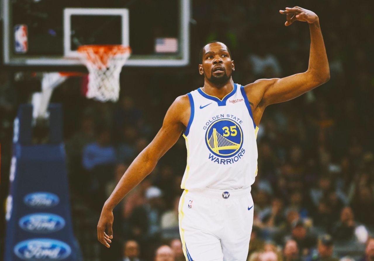 包含底特律活塞训练开放日，转会期更衣室发声引欢呼，英超在即，临场指挥获称赞的词条-开元网页版